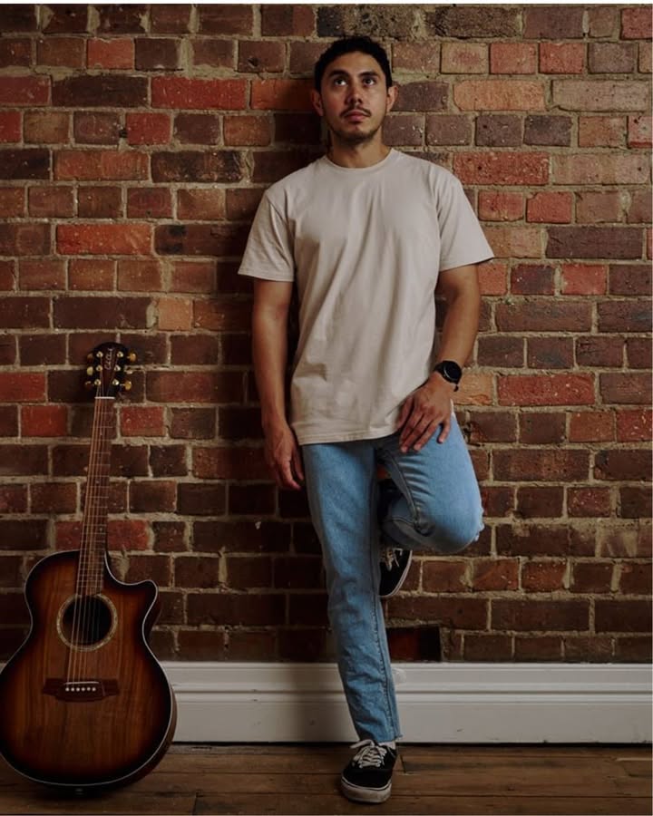 Featured image for “Free Live Entertainment with Chris Mac at Wynnum RSL”
