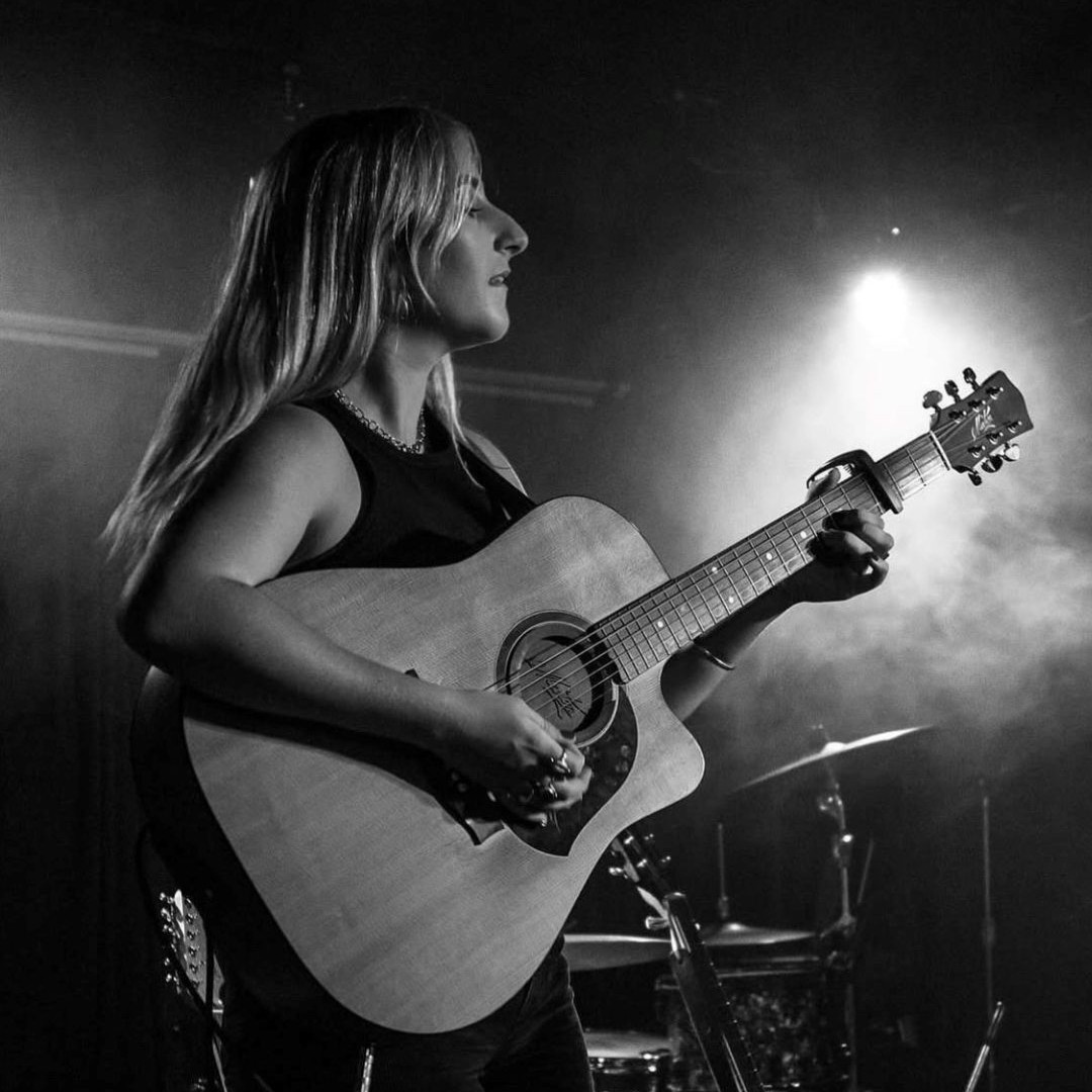 Featured image for “Friday Night Live Music with CJ at Wynnum RSL”