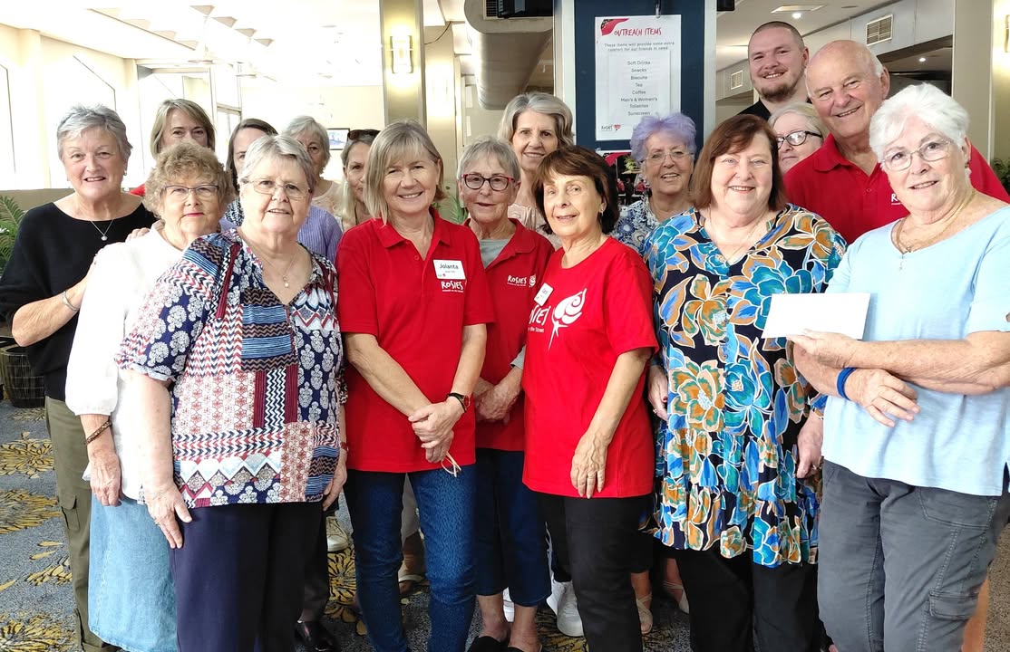 Featured image for “Wynnum RSL Women’s Auxiliary Supports Rosies”