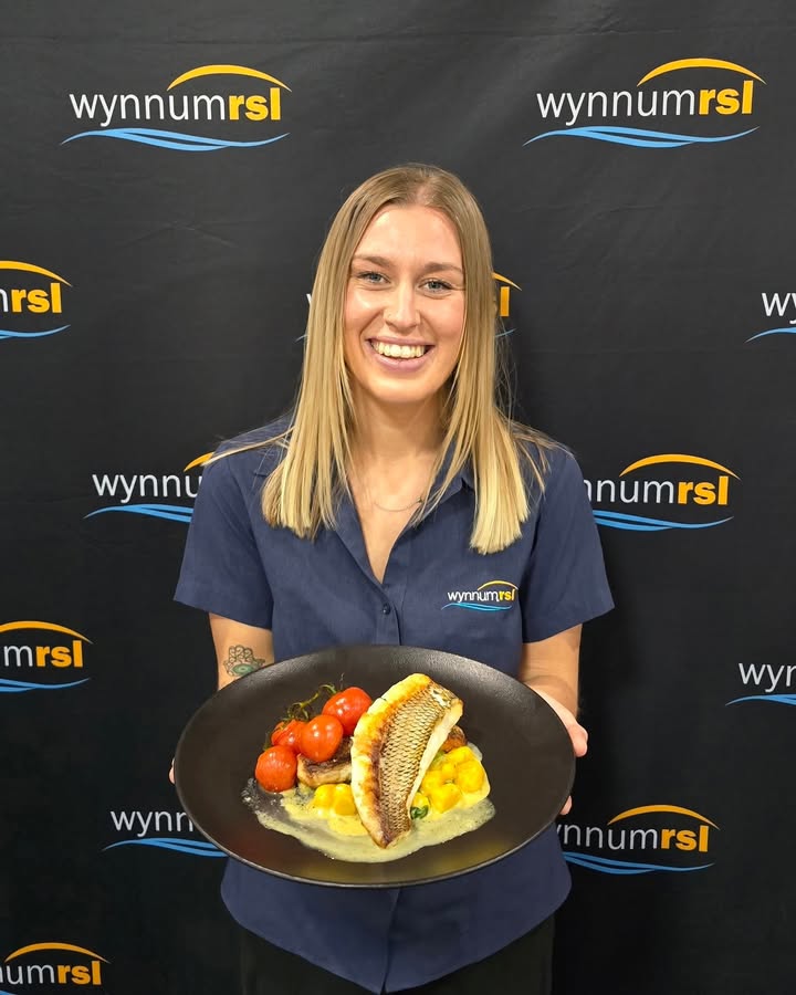 Featured image for “Friday Seafood Night & Live Music at Wynnum RSL”