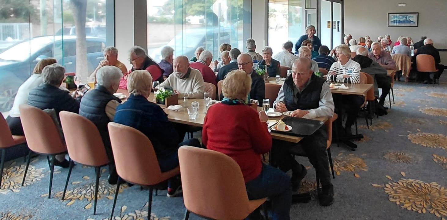 Featured image for “Ashgrove Probus Club Visits Wynnum RSL for Lunch”